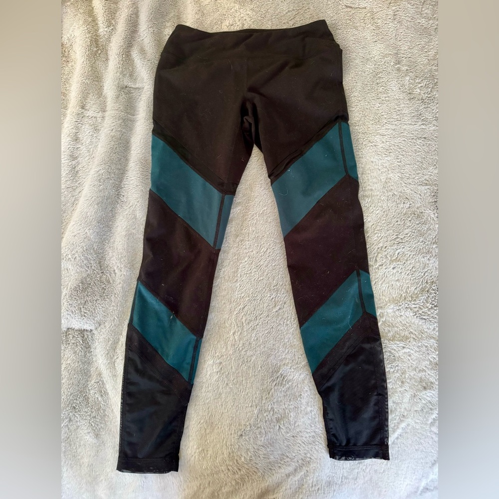 Zella Cropped Leggings